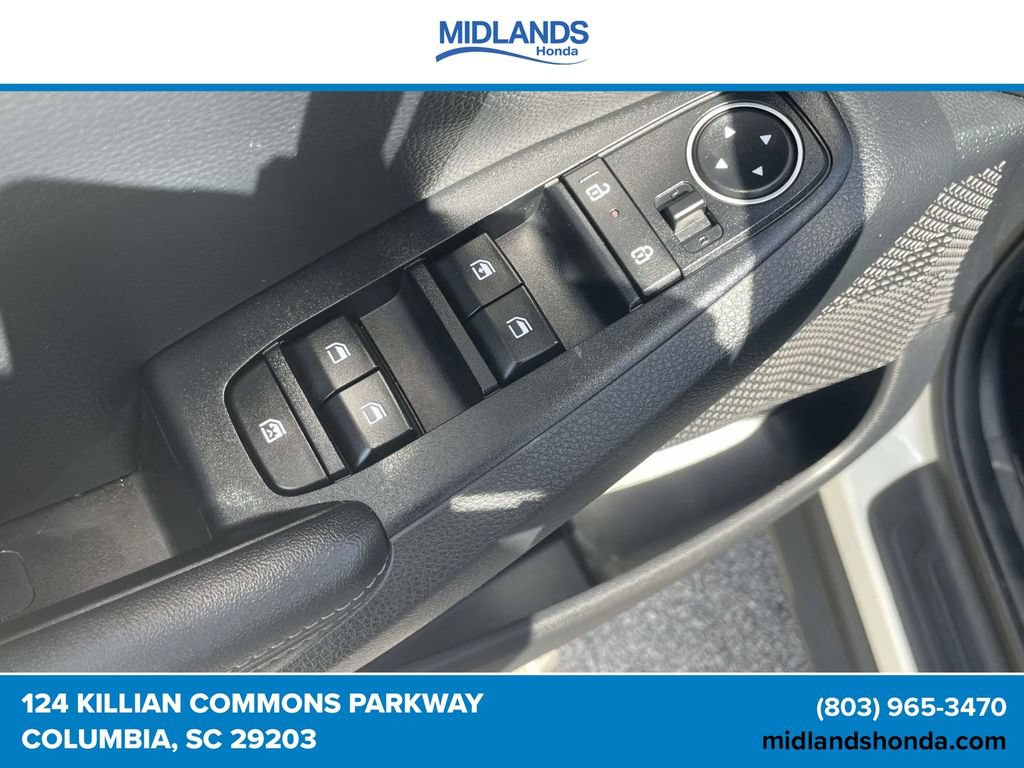 Used 2024 Kia Seltos S AWD/4WD image 15