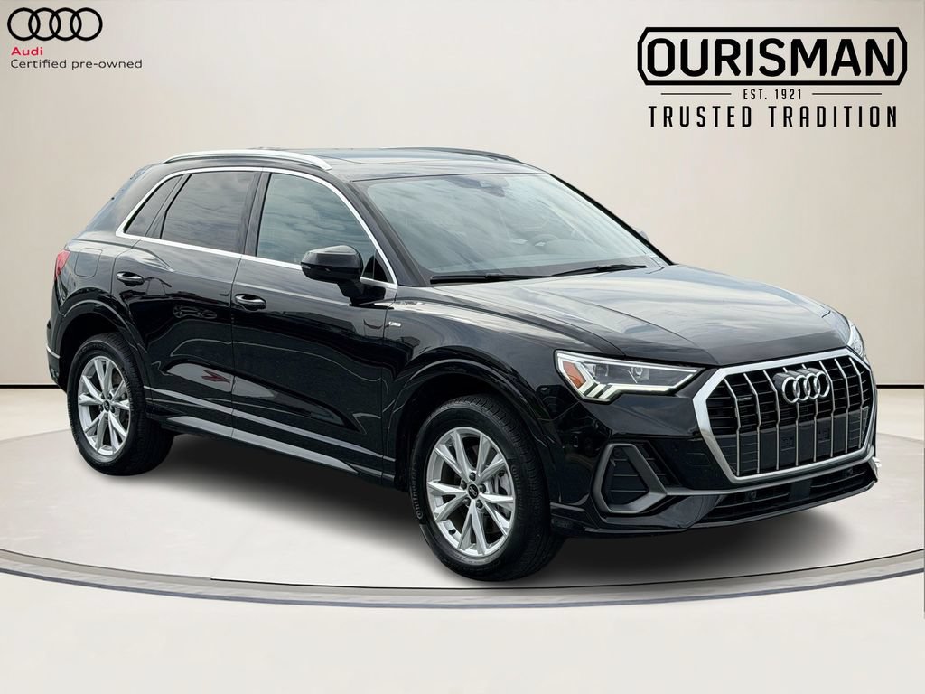Certified 2025 Audi Q3 2.0T Premium w/ Convenience Package AWD/4WD image 1
