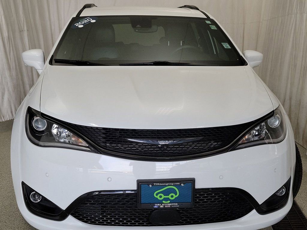 Used 2020 Chrysler Pacifica Touring-L w/ Advanced Safetytec Group image 4