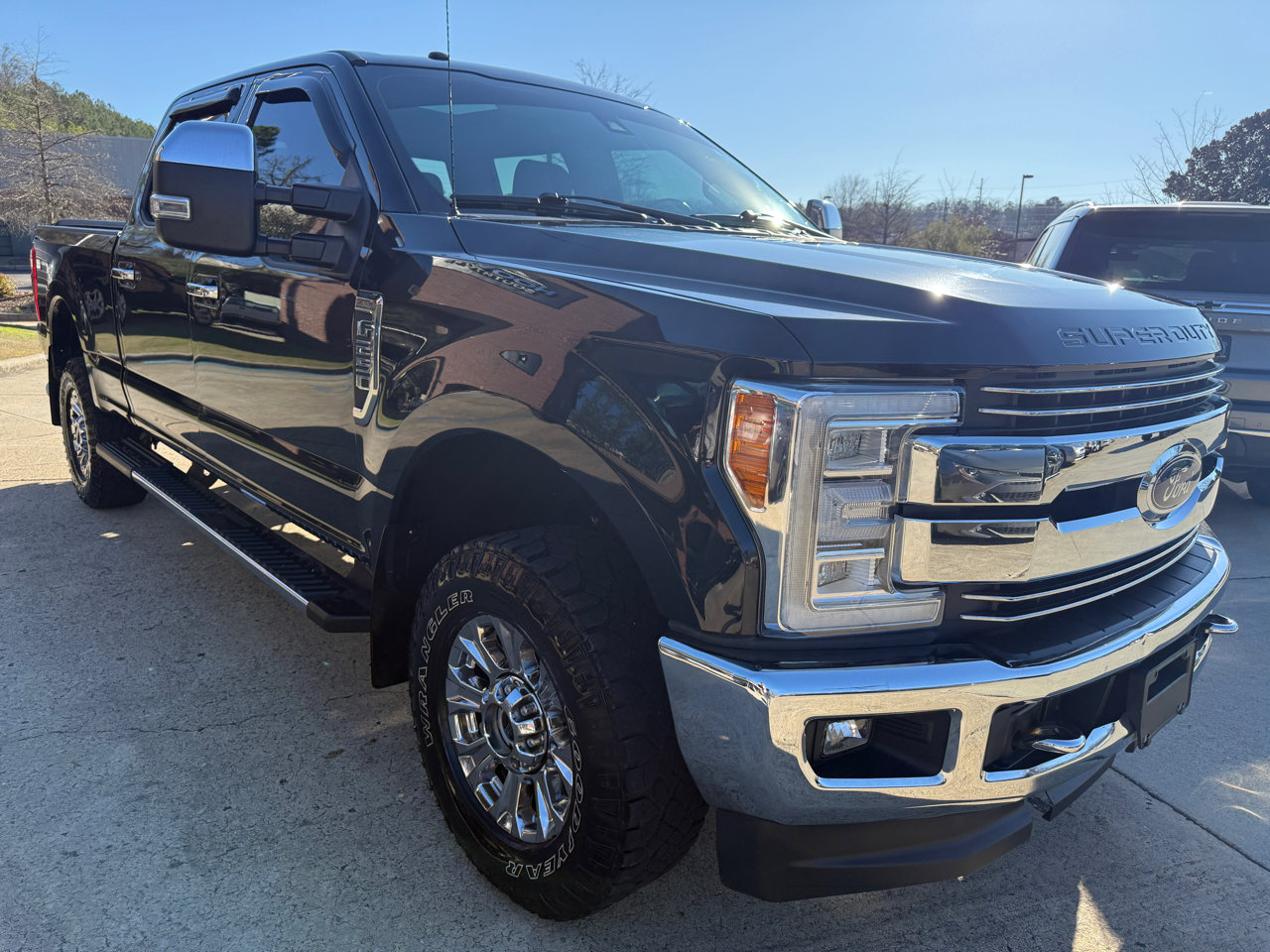 Used 2017 Ford F250 Lariat w/ Lariat Ultimate Package image 6