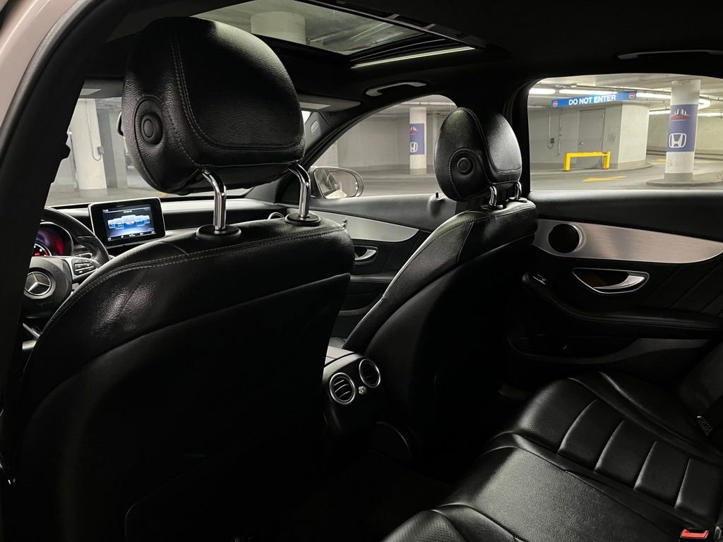 Used 2018 Mercedes-Benz C 300 Sedan image 22