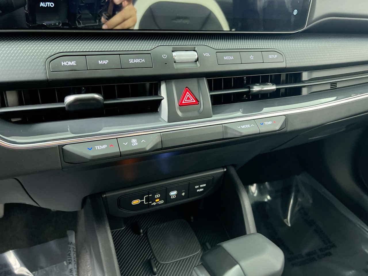 New 2026 Kia K4 GT-Line w/ GT-Line Sunroof Package FWD image 26
