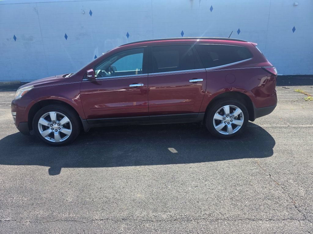 Used 2017 Chevrolet Traverse LT w/ Style and Technology Package