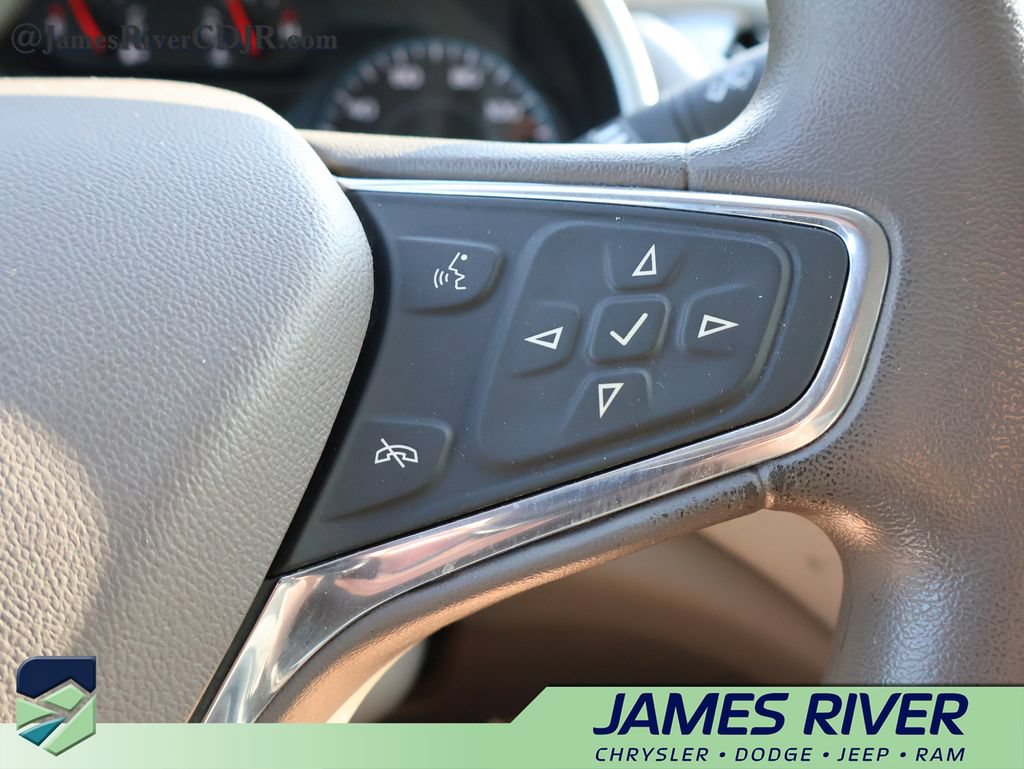 Used 2017 Chevrolet Malibu LS FWD image 27