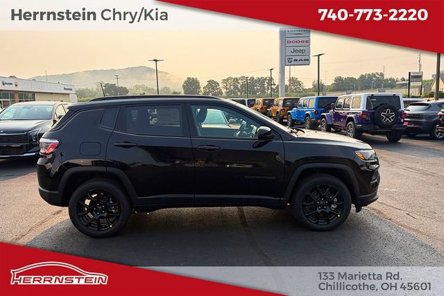 New 2026 Jeep Compass Latitude AWD/4WD image 28