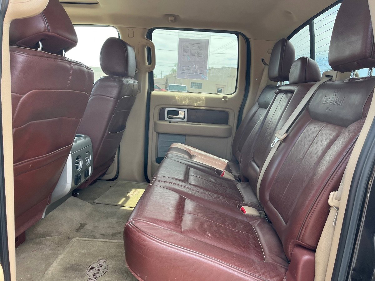 Used 2013 Ford F150 King Ranch w/ King Ranch Luxury Pkg image 13