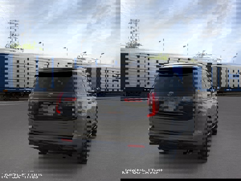 New 2026 Ford Expedition Platinum image 8