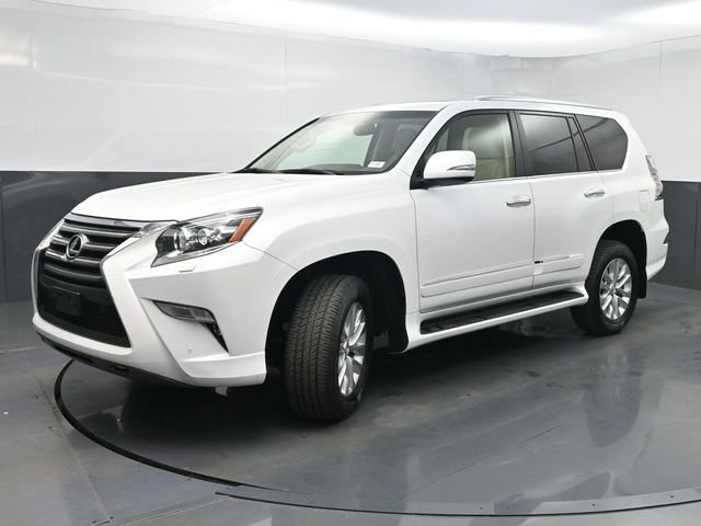 Used 2018 Lexus GX 460 Premium w/ Premium Package image 5