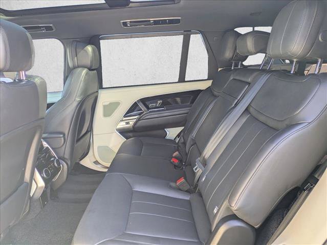 Used 2024 Land Rover Range Rover Long Wheelbase SE AWD/4WD image 21