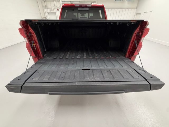 Certified 2025 Chevrolet Silverado 1500 High Country AWD/4WD image 29