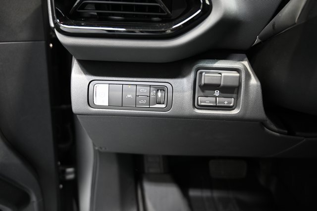 New 2026 Chevrolet Silverado EV Trail Boss w/ Premium Package image 29