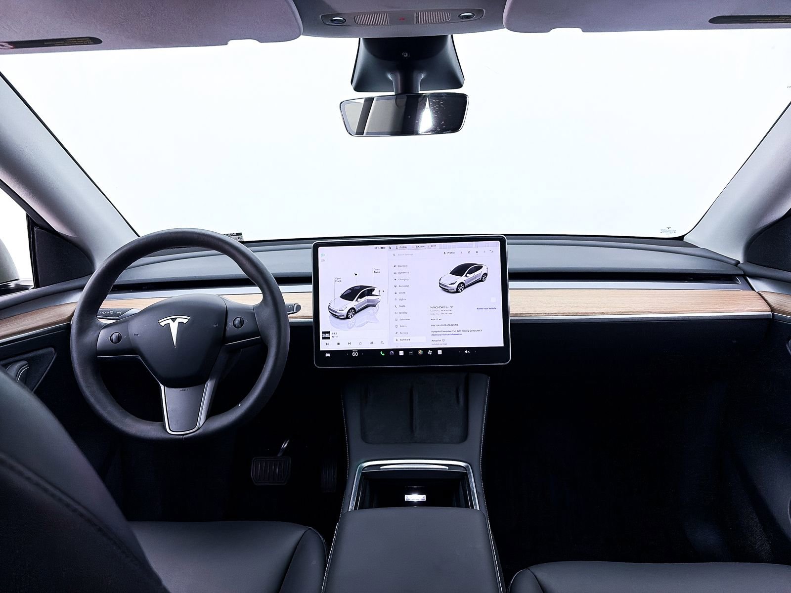 Used 2023 Tesla Model Y Long Range AWD/4WD image 26