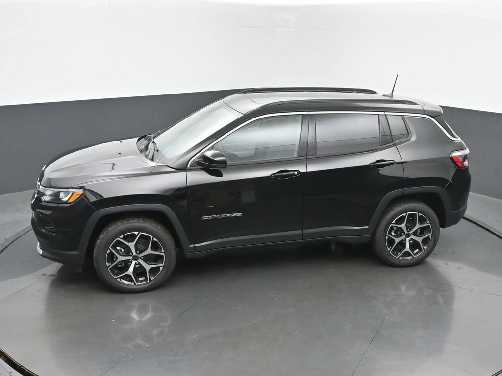 New 2026 Jeep Compass Limited w/ Sun, Sound & Navigation Group AWD/4WD image 37