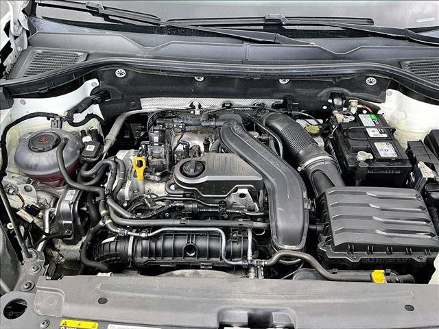 Used 2022 Volkswagen Taos SE image 11