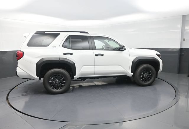 Used 2026 Toyota 4Runner SR5 RWD image 9