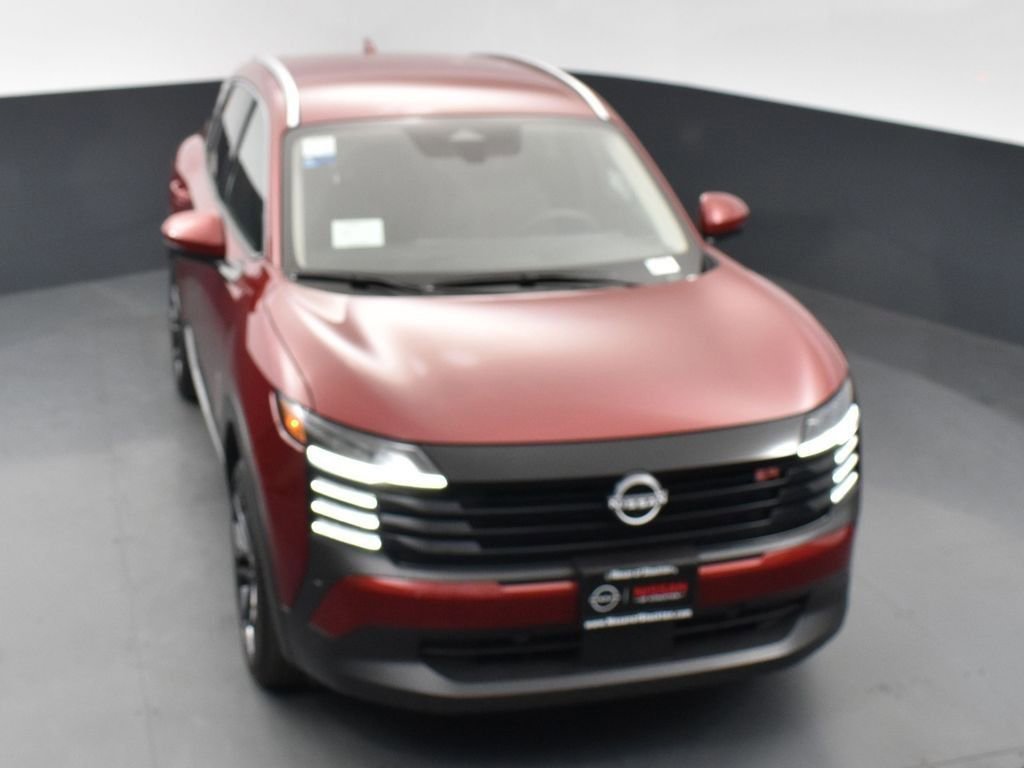 New 2025 Nissan Kicks SR FWD image 45