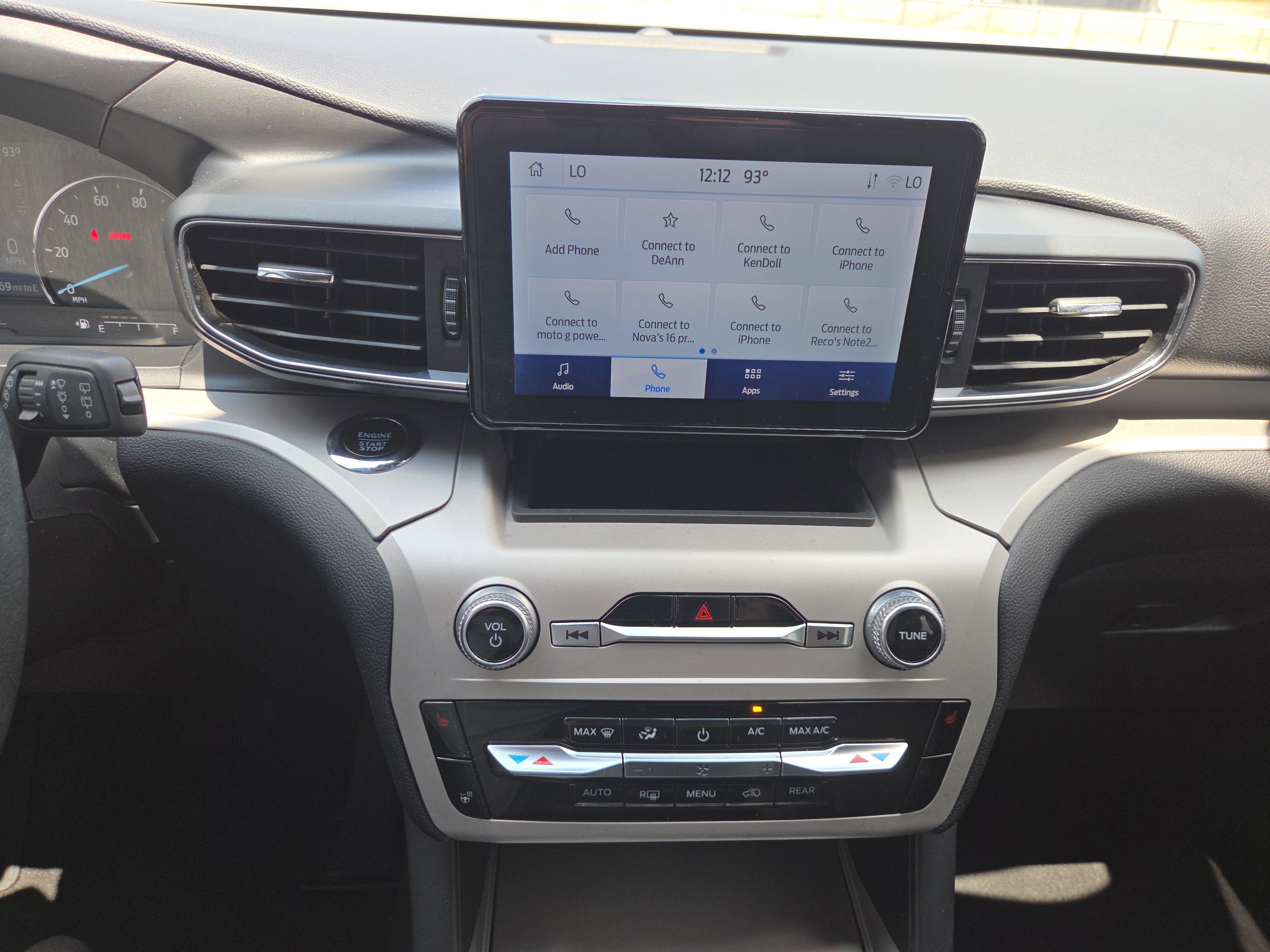 Used 2024 Ford Explorer XLT w/ Equipment Group 202A image 14