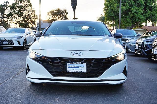Used 2021 Hyundai Elantra SE w/ Cargo Package image 5