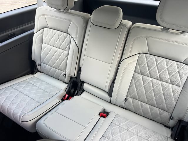 New 2027 Lincoln Navigator L Black Label w/ Black Label Special Edition AWD/4WD image 16
