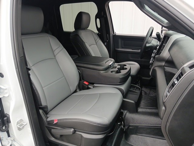 New 2026 RAM 3500 Tradesman w/ Chrome Appearance Group image 33