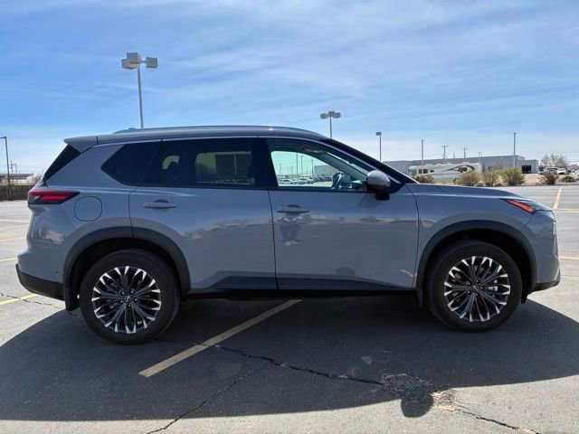 Certified 2025 Nissan Rogue SL w/ Tech Package AWD/4WD image 7