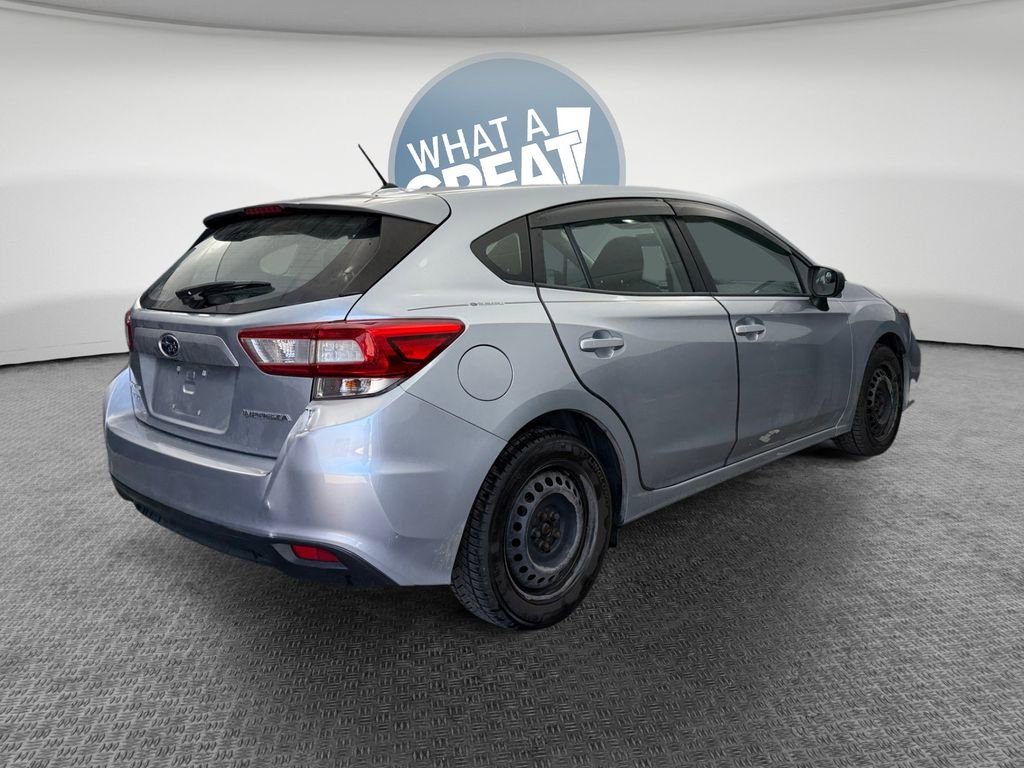 Used 2018 Subaru Impreza 2.0i image 3
