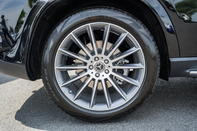 New 2026 Mercedes-Benz GLE 450 4MATIC image 16