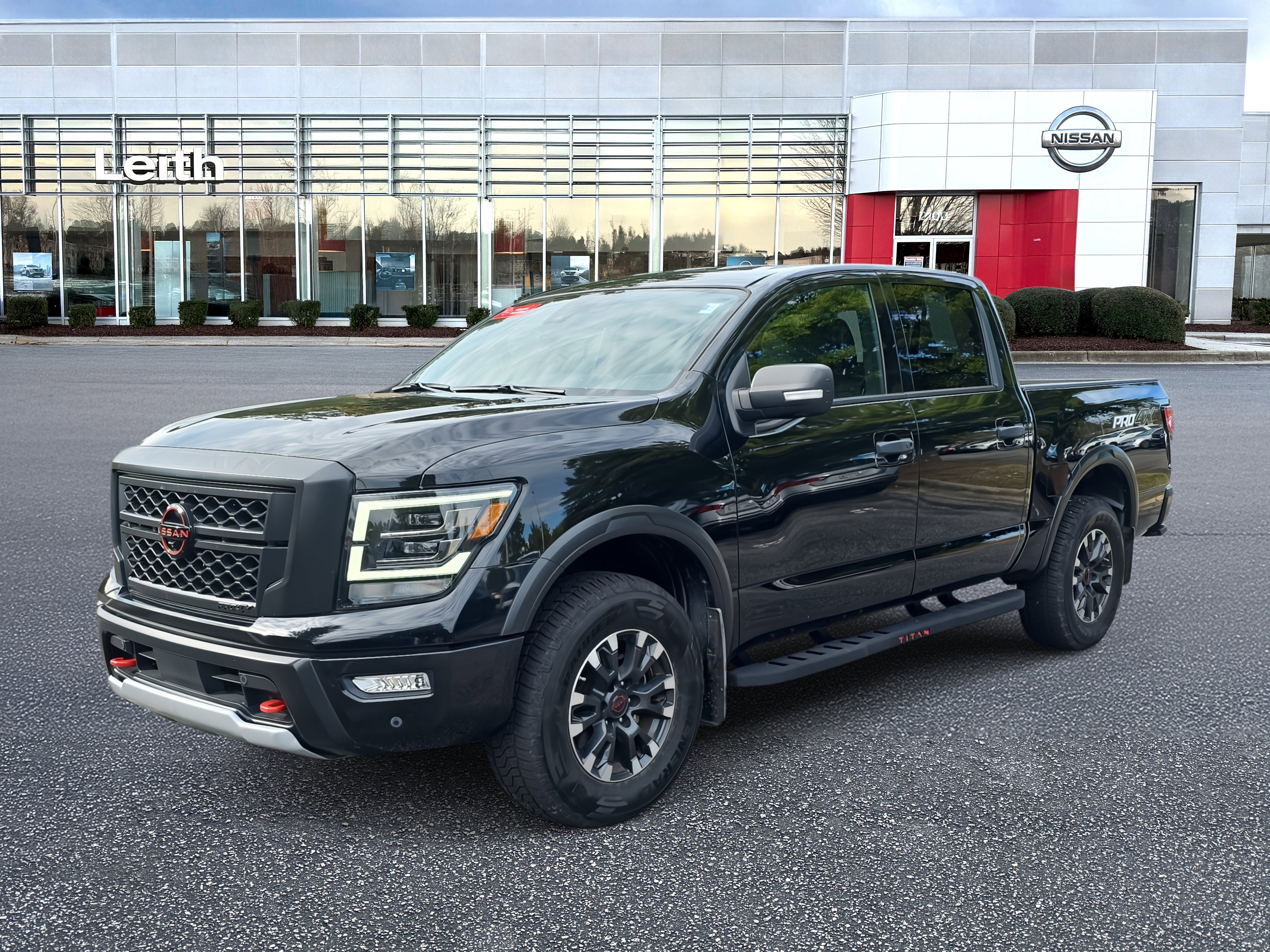 Certified 2023 Nissan Titan PRO-4X w/ Pro-4x Convenience Package