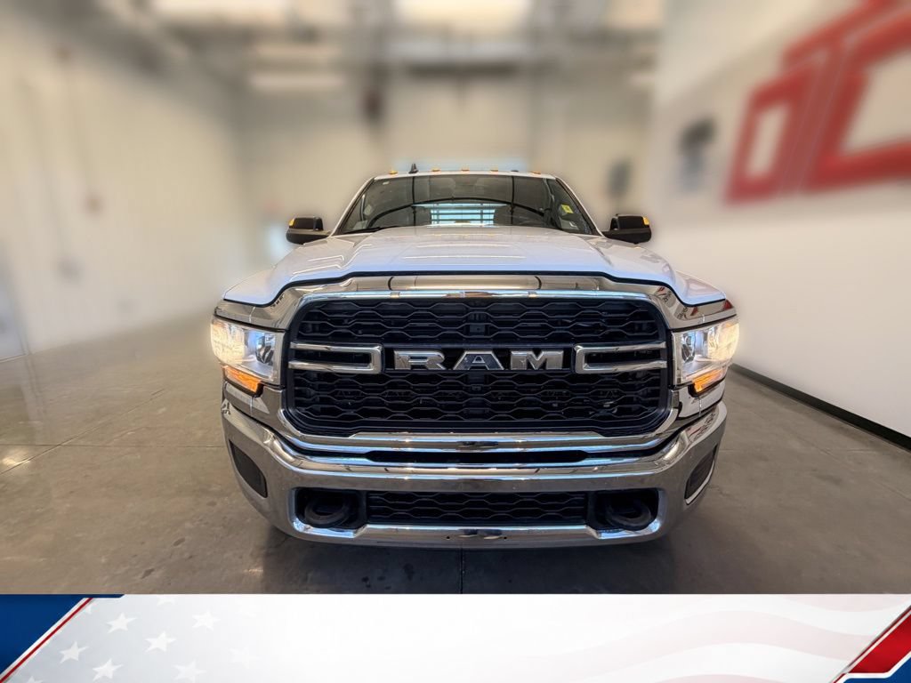 Used 2022 RAM 4500 Tradesman w/ Chrome Appearance Group AWD/4WD image 8