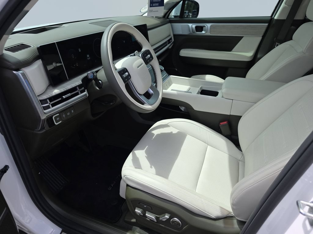 Certified 2025 Hyundai Santa Fe Calligraphy FWD image 10