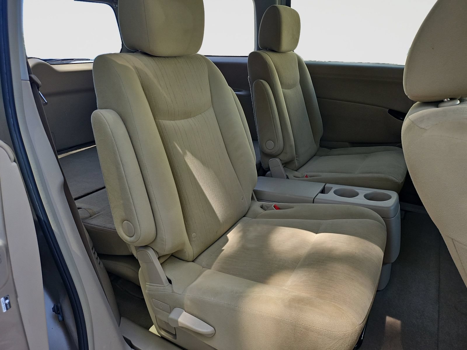Used 2012 Nissan Quest S FWD image 42