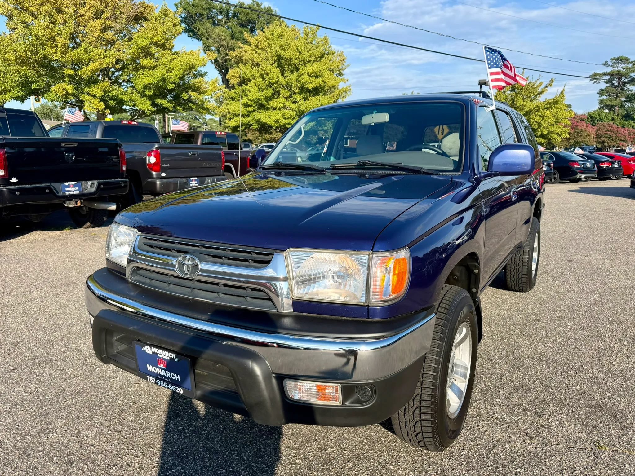 Used 2002 Toyota 4Runner SR5 AWD/4WD image 1