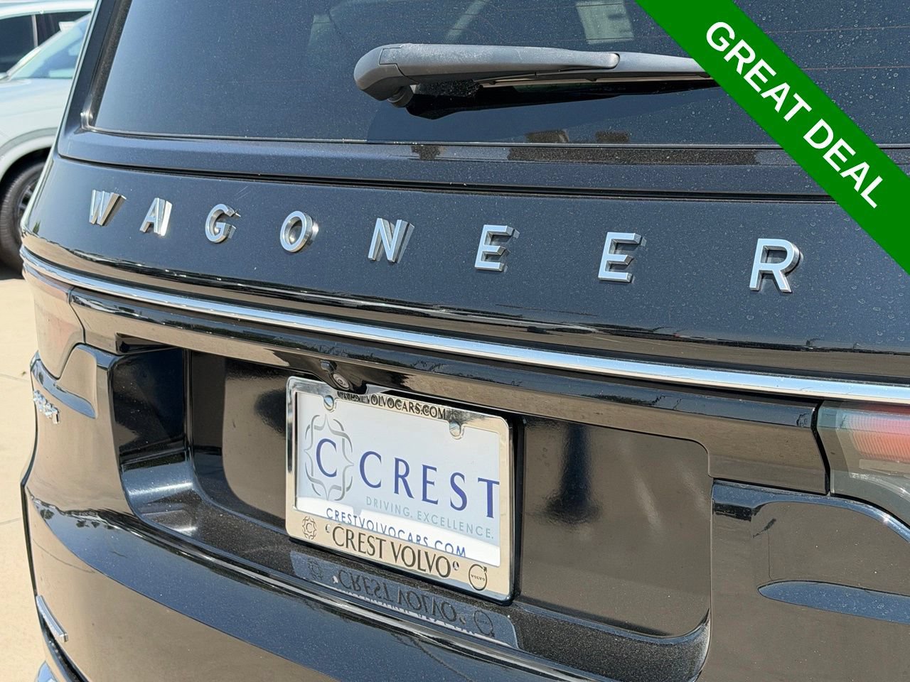 Used 2023 Jeep Wagoneer 4WD w/ Premium Group I image 10