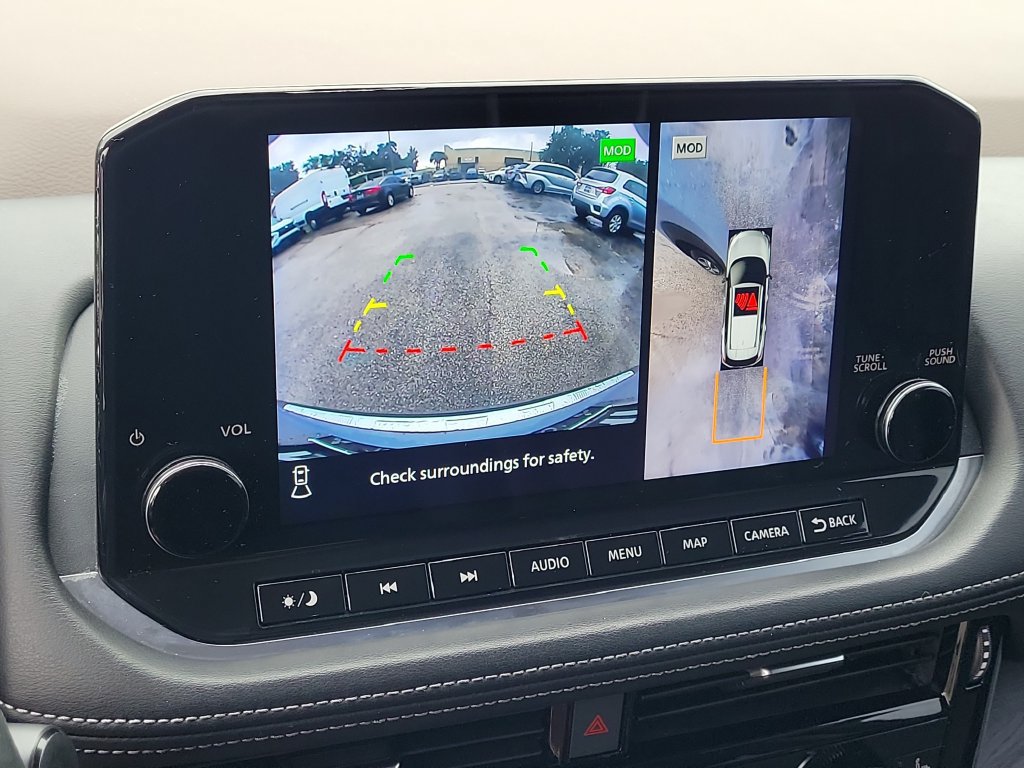 Used 2022 Nissan Rogue Platinum w/ Head-Up Display Package FWD image 24