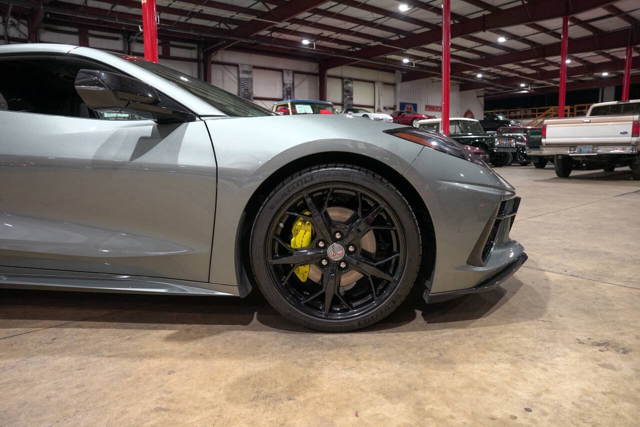 Used 2022 Chevrolet Corvette Stingray Coupe w/ 1LT RWD image 11