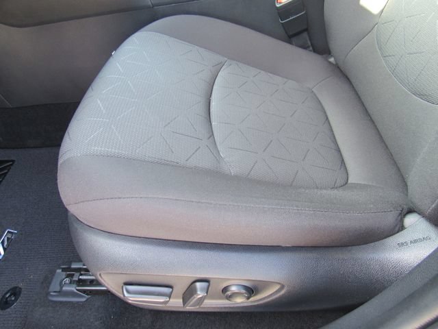 Used 2022 Toyota RAV4 XLE w/ Convenience Package AWD/4WD image 23