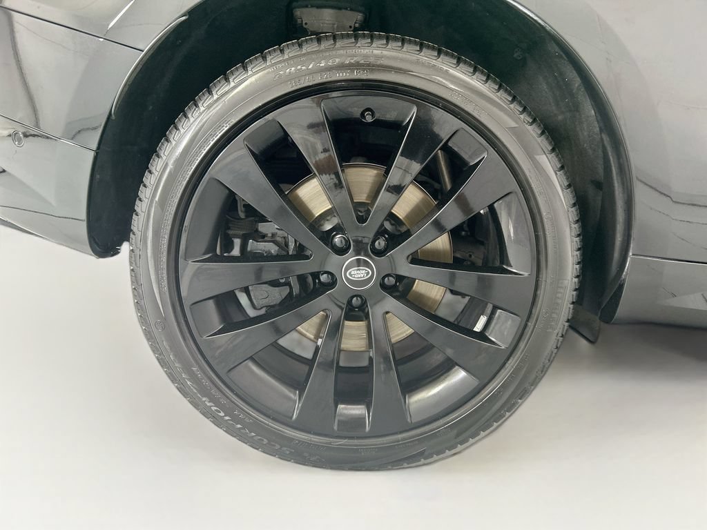 Certified 2023 Land Rover Range Rover Sport First Edition AWD/4WD image 32