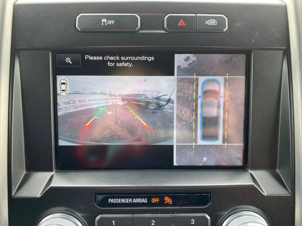 Used 2015 Ford F150 Platinum w/ Technology Package image 33