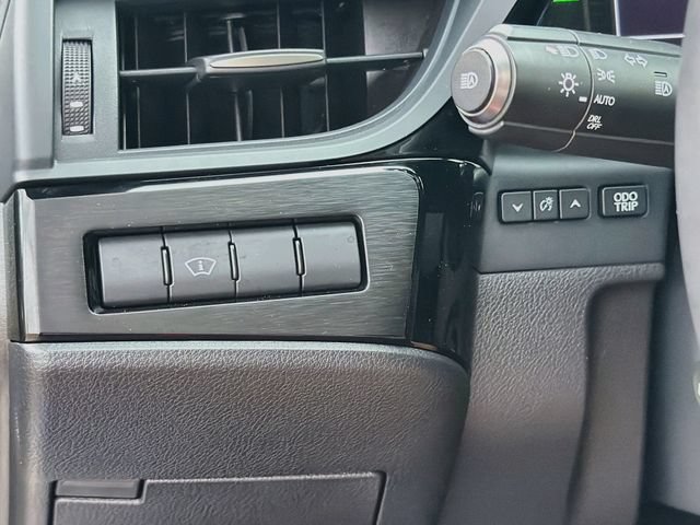 Used 2022 Lexus ES 300h w/ Premium Package FWD image 35