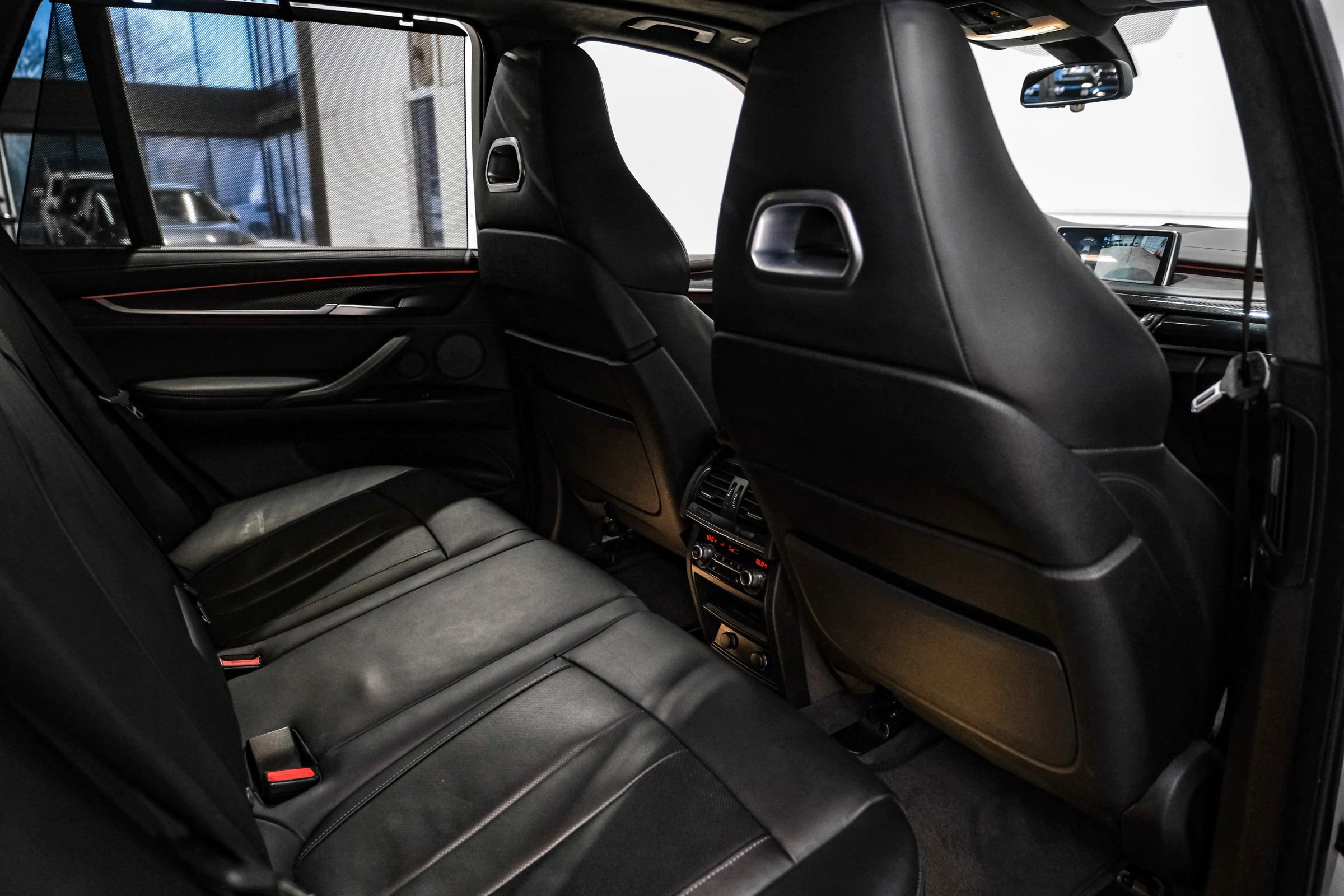 Used 2018 BMW X5 M image 35