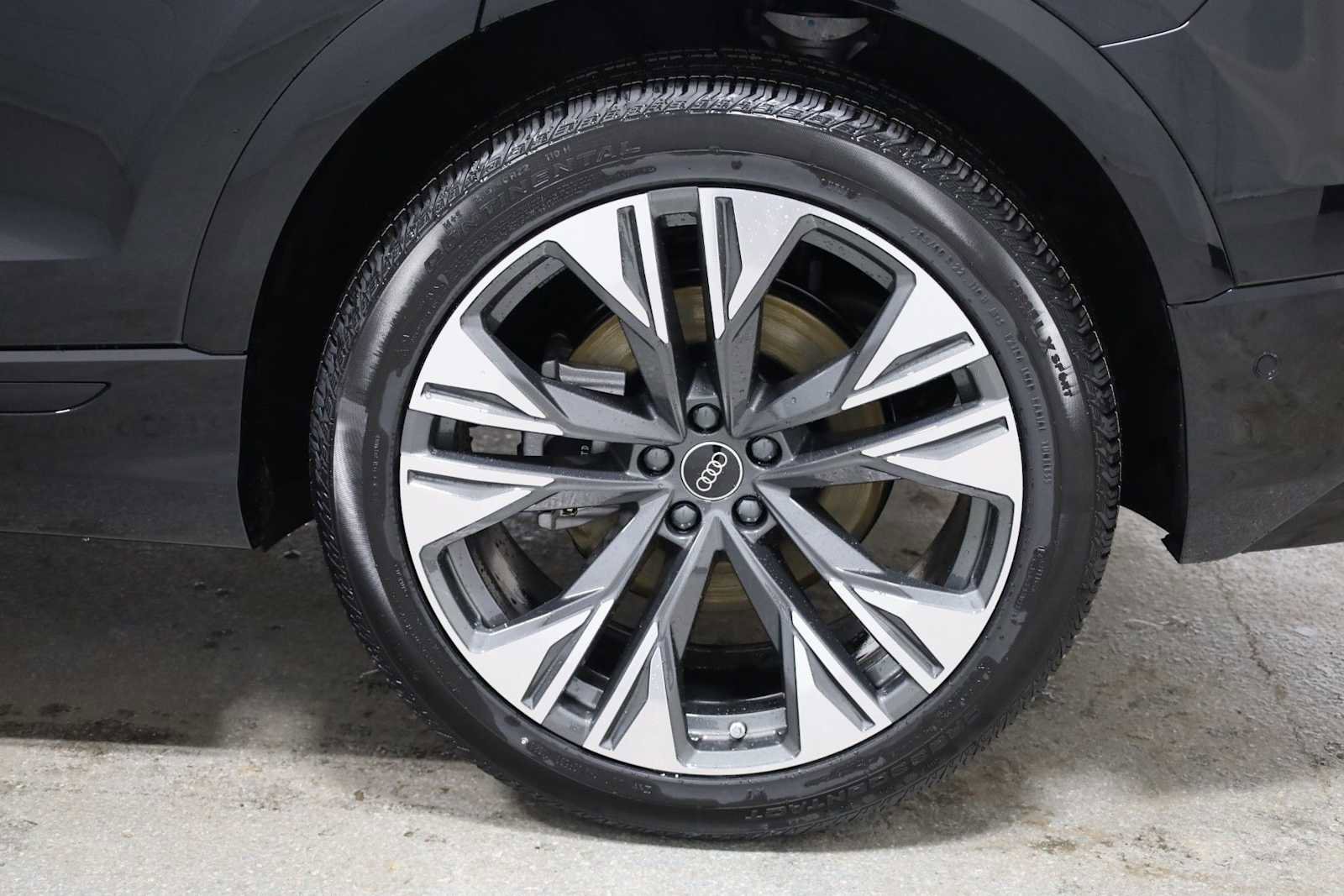 New 2026 Audi Q8 Premium Plus image 36