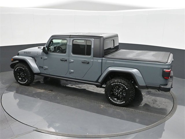 Used 2024 Jeep Gladiator Sport image 24