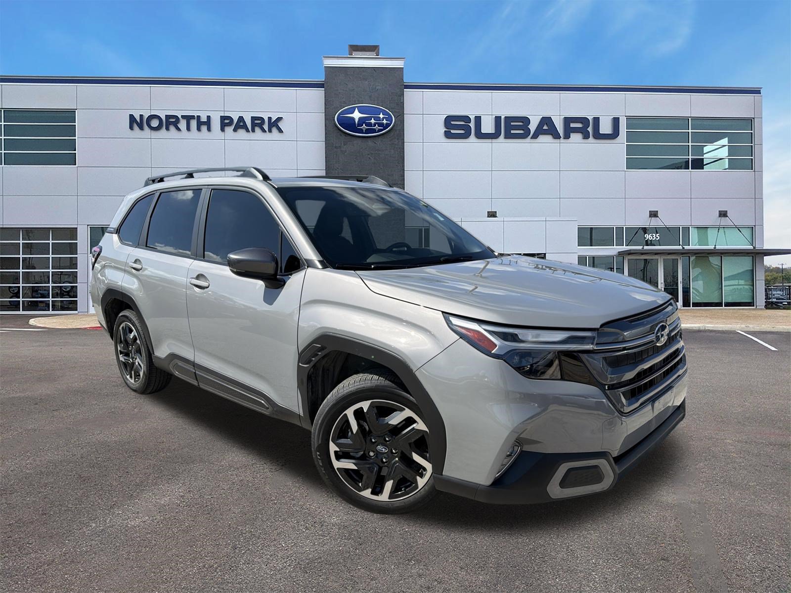 Used 2025 Subaru Forester Limited w/ Popular Package #2 AWD/4WD image 1