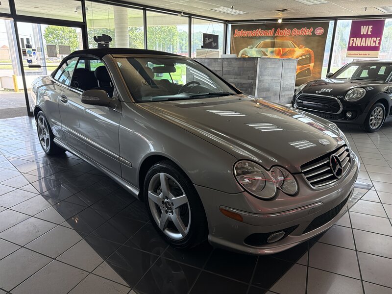 Used 2005 Mercedes-Benz CLK 500 Cabriolet image 4