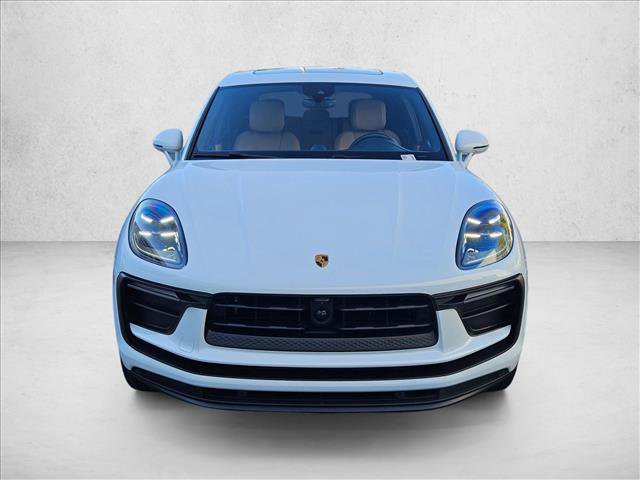 Used 2023 Porsche Macan video 2