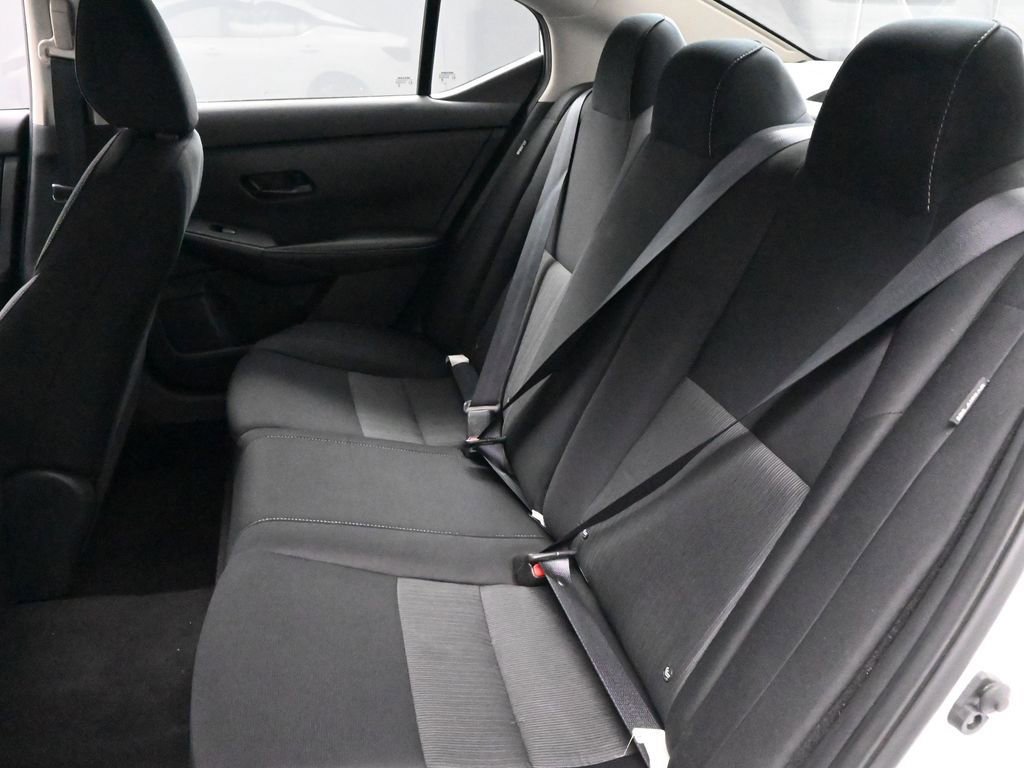 Used 2024 Nissan Sentra SV image 13