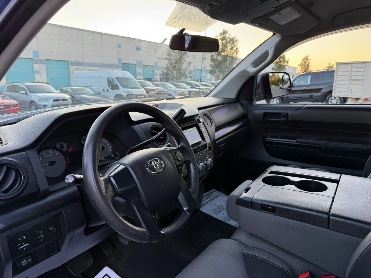 Used 2015 Toyota Tundra SR image 18
