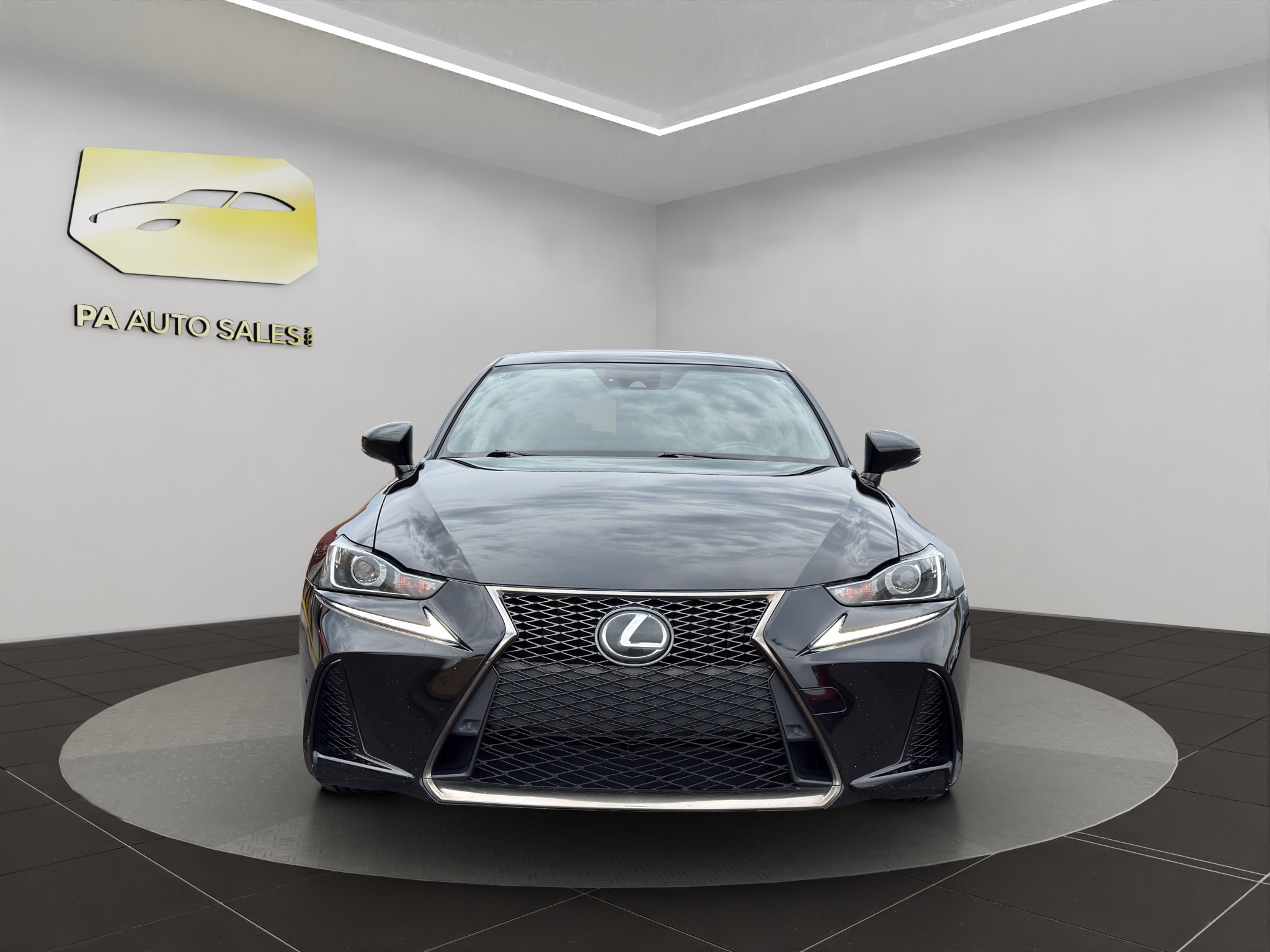 Used 2019 Lexus IS 300 F Sport image 2