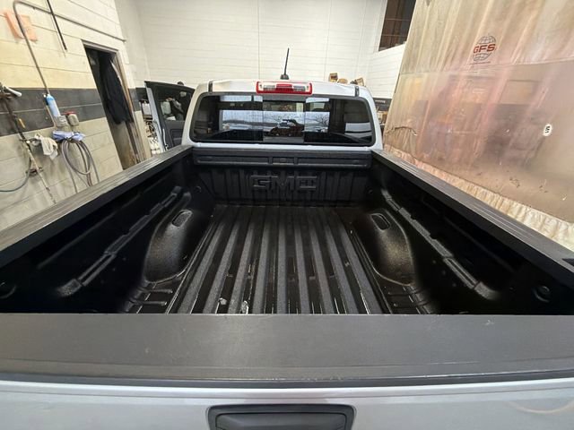 Used 2017 GMC Canyon SLE w/ All Terrain Package image 24