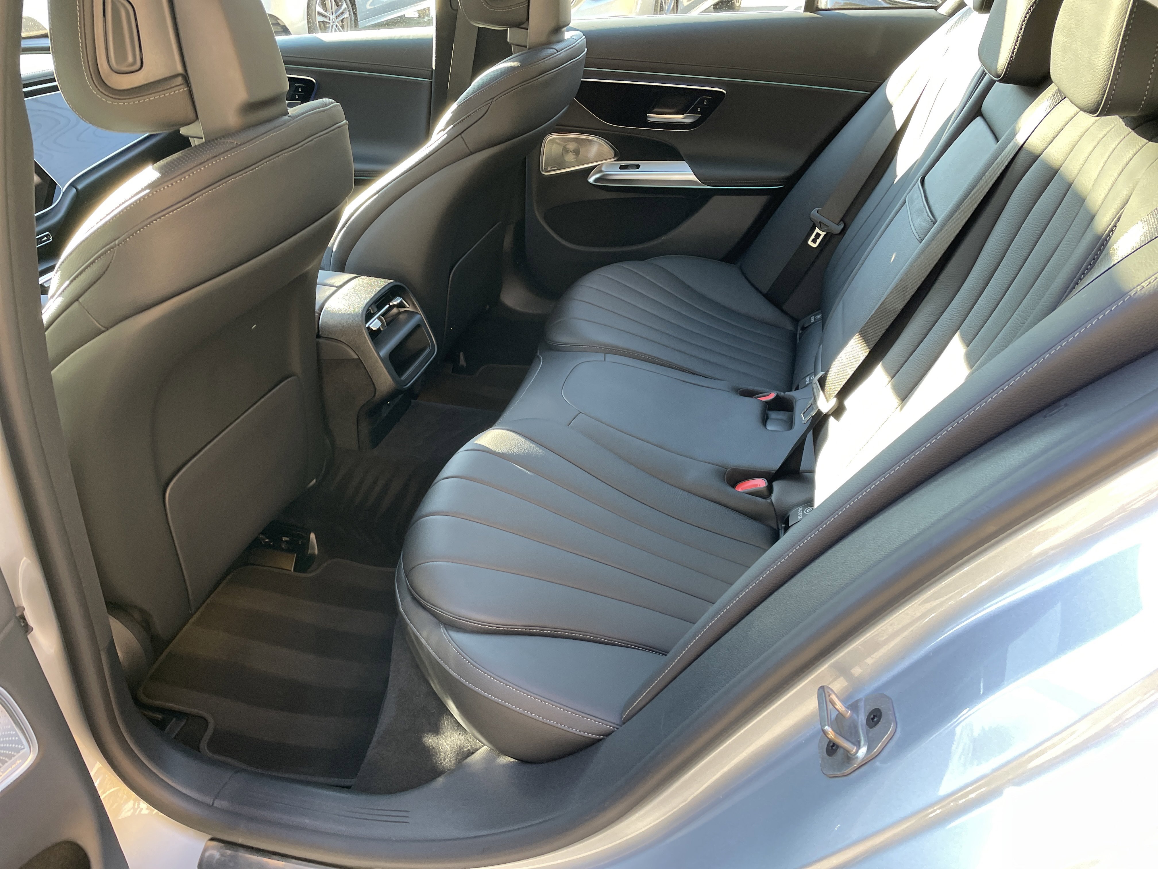 Certified 2024 Mercedes-Benz E 450 E 450 4MATIC Sedan image 39